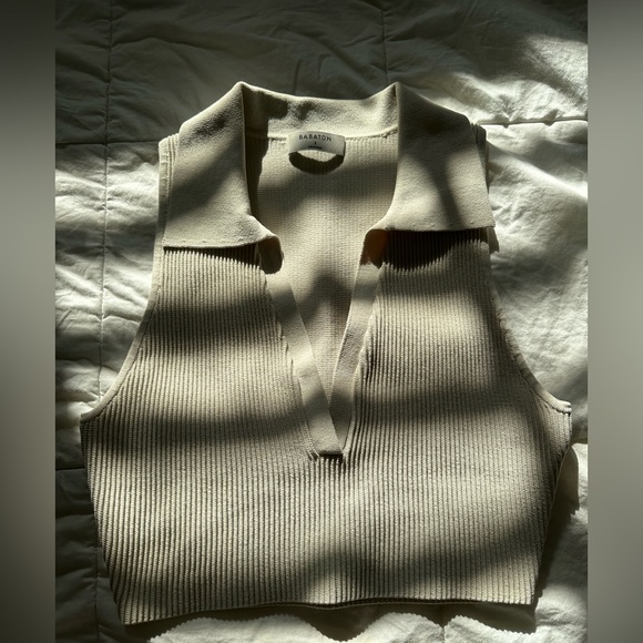 Babaton crop top size S - Picture 2 of 3